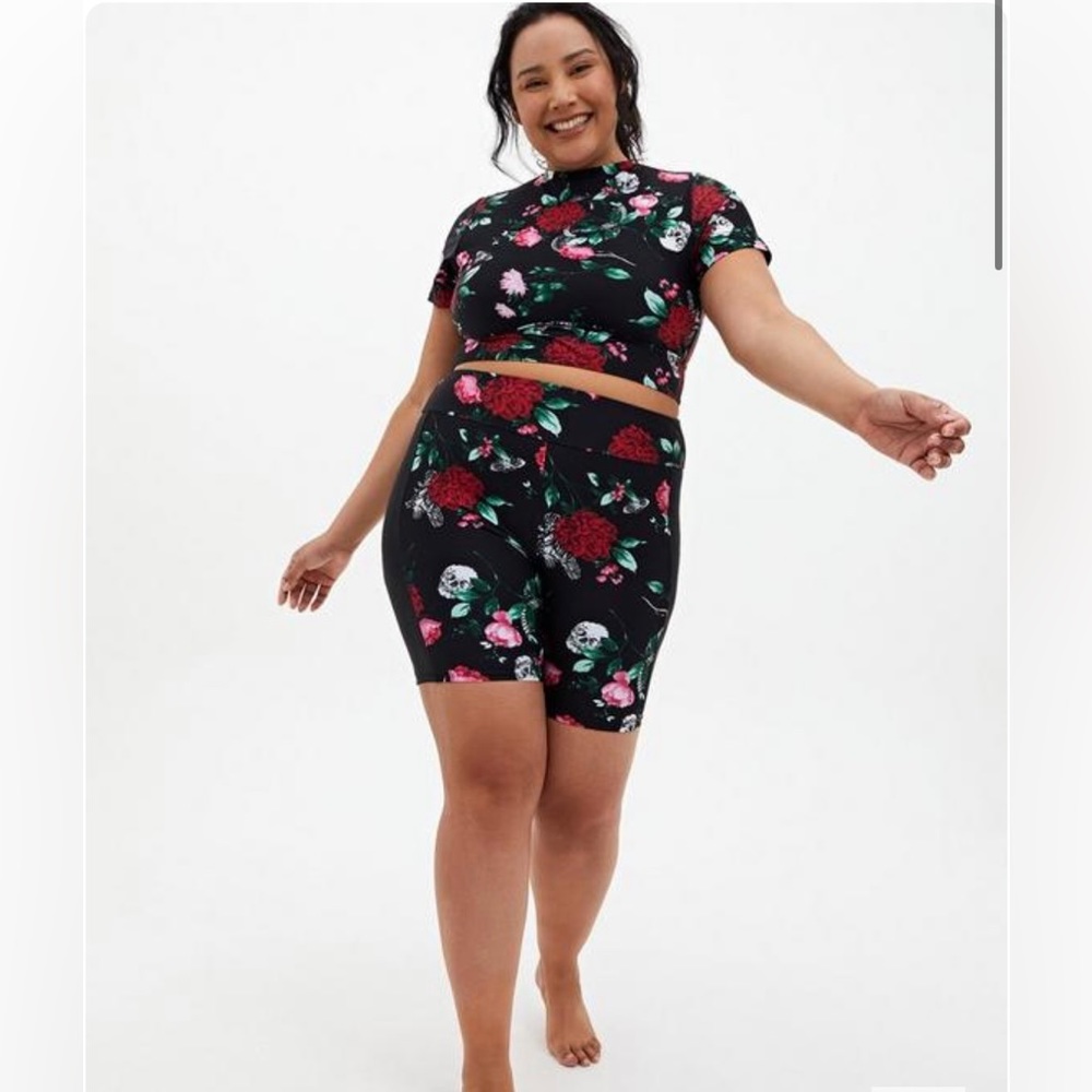 Torrid Rash Skull Floral Guard Swim Bathing Suit Top and black swim shorts